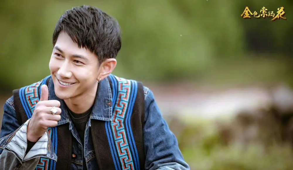 的韩立冬;《一场遇见爱情的旅行》里的楚之翰;《铁血荣耀》里的袁向辰