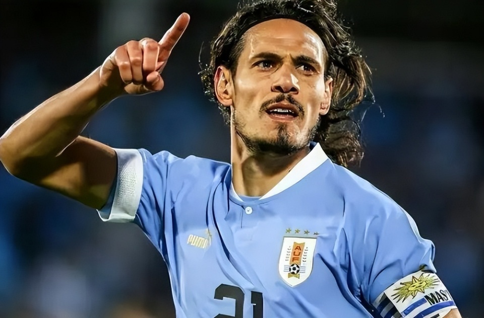 官宣!卡瓦尼退出国家队 无缘美洲杯 破曼联7号魔咒 皇马巨星接班