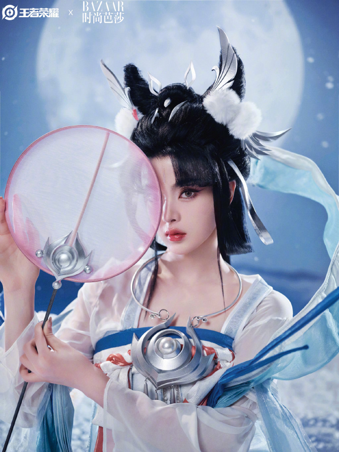 时尚芭莎放大招,贾玲登上三月刊封面,联手王者一众明星cos_腾讯新闻