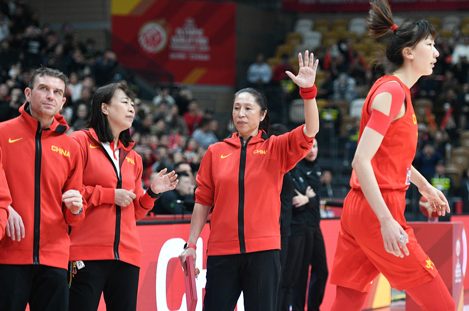 今晚!让路女排,cctv5 直播中国女篮,韩旭 李梦领衔,李月汝缺阵