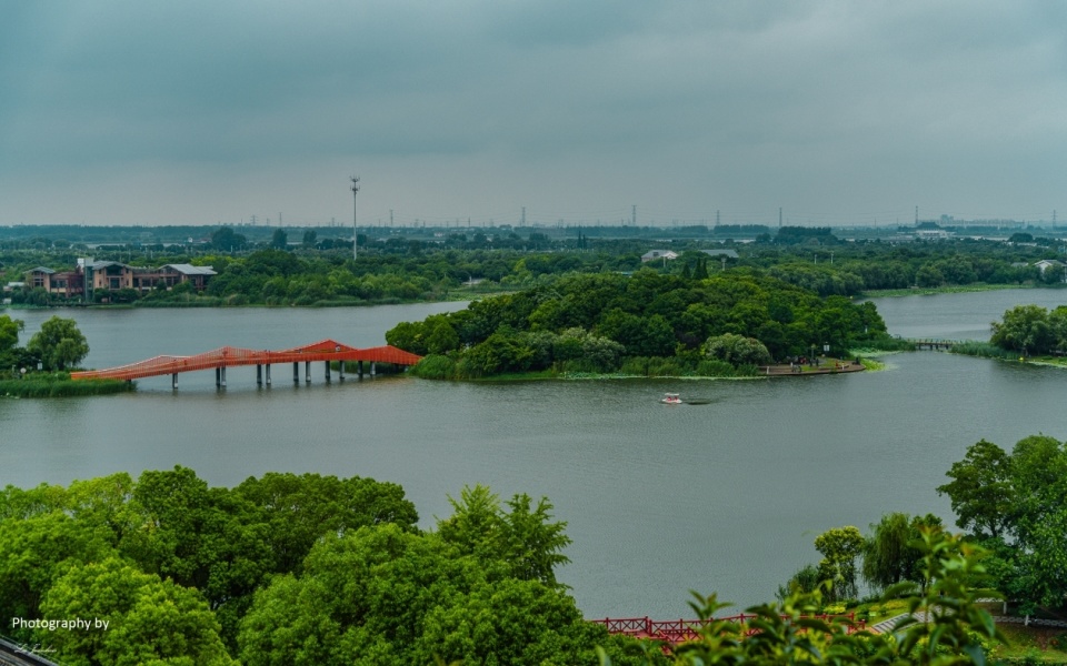 夏日游镇江金山湖