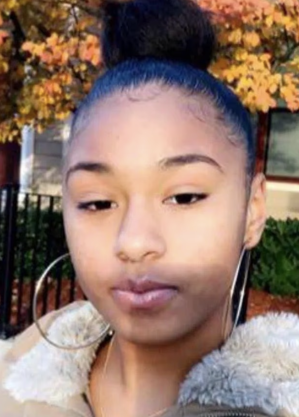 该地区第13起死亡事件：美国一小镇发现21岁女性遗体后，引发对连环杀手的恐惧-腾讯新闻