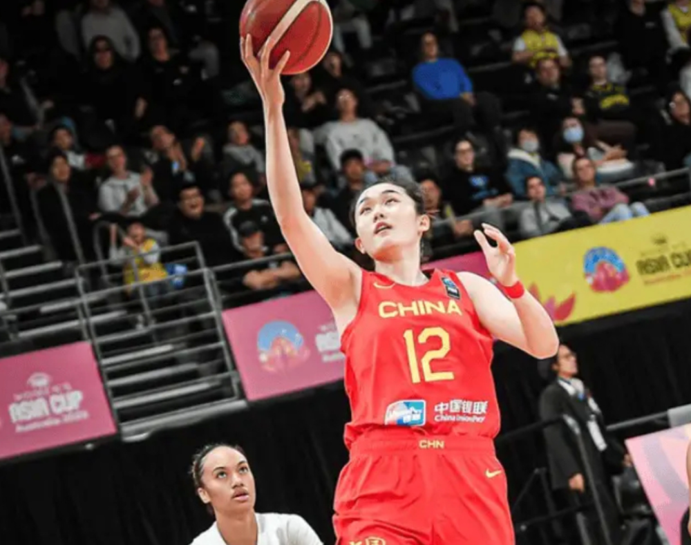 女篮狂虐新西兰三首发主导李媛7助唐毓惊喜郑薇锻炼小将