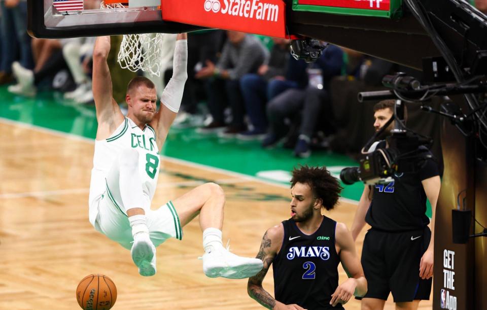 nba总决赛:绿军大胜独行侠总分1-0 波津20分东契奇30 10