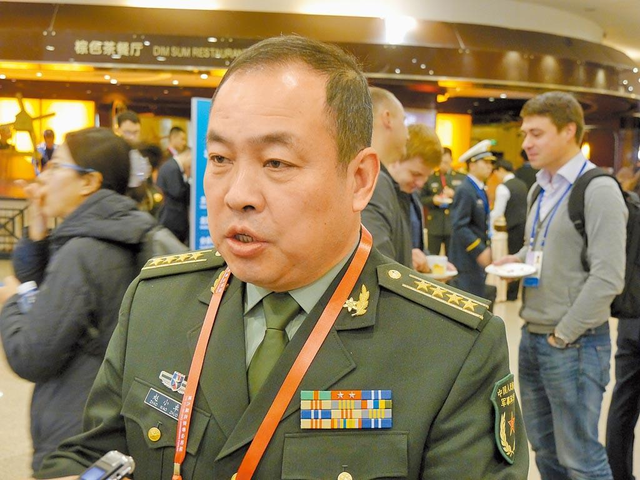 来自解放军军事科学院的赵小卓大校表示:"印度不太可能在未来几十年赶