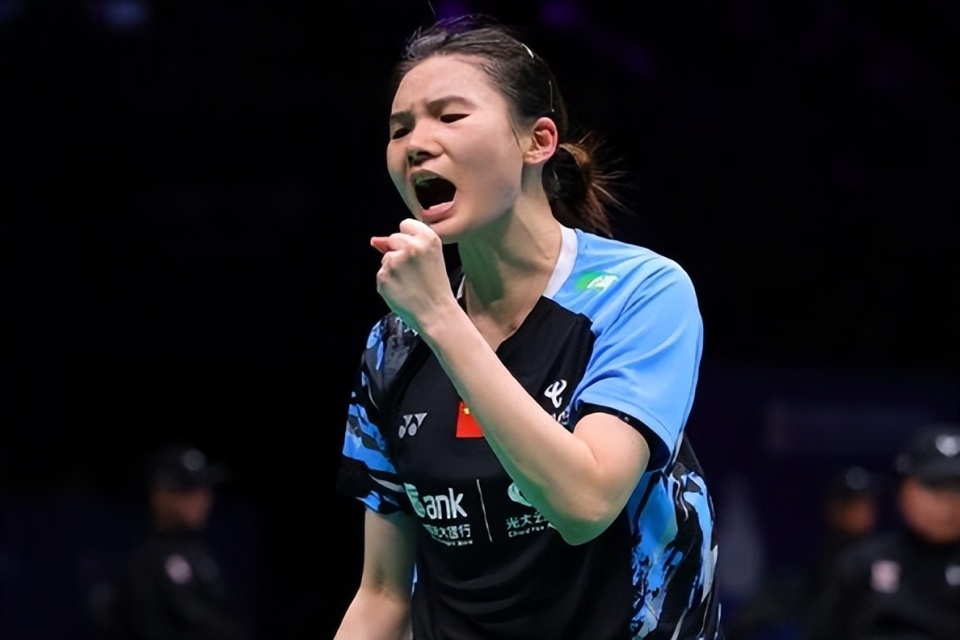 7大世界冠军出局亚锦赛4强诞生国羽单日13胜提前夺得1项冠军