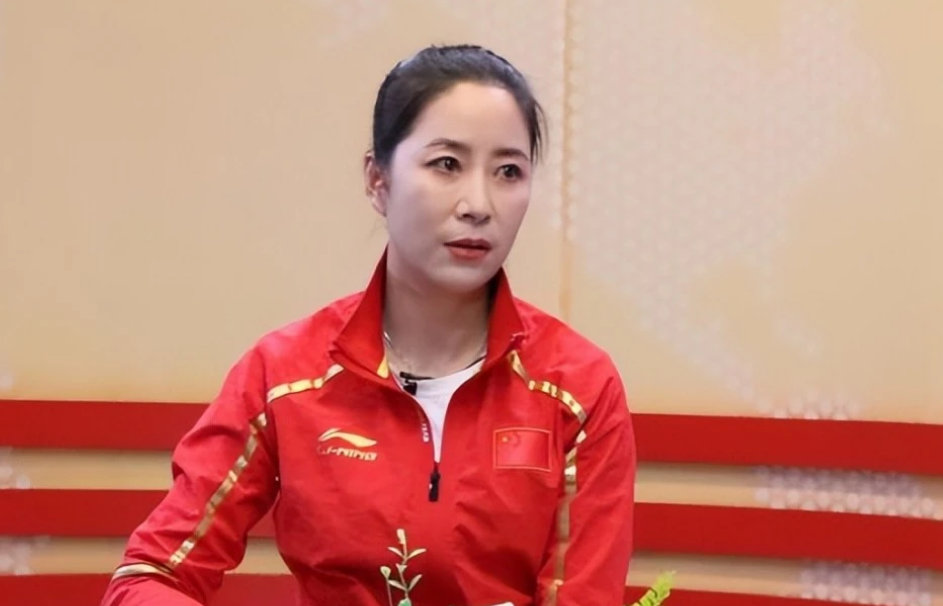 24年前,那个夺奥运金牌后,连国旗都找不到的王丽萍,现状如何?