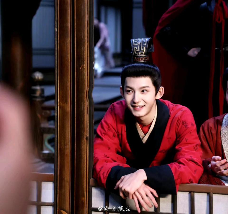 度华年:放弃皇位远走天涯李川才是真恋爱脑,招风耳似大耳朵图图