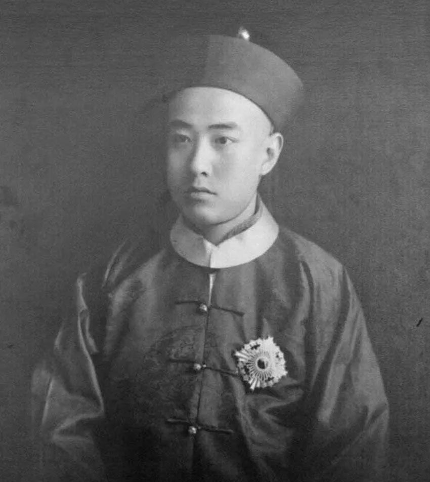 庆亲王奕劻不要陪嫁,主动与孙宝琦结亲三,像蜘蛛织网一样,孙宝琦用他8