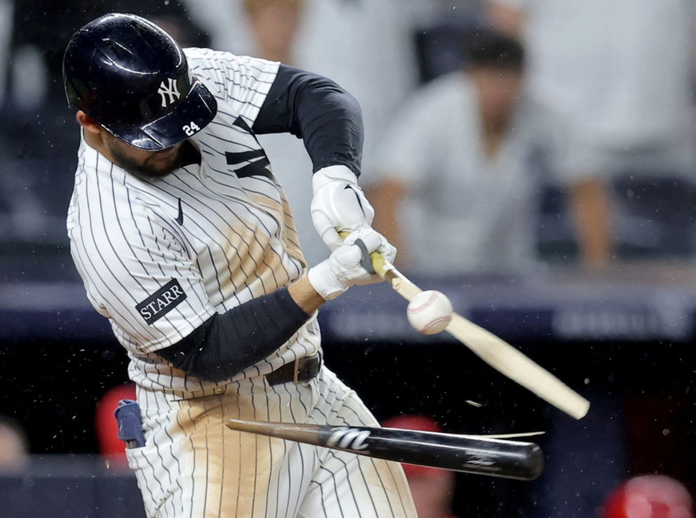 6 月 16 日星期一,在美国职业棒球大联盟对阵洛杉矶天使队的比赛中