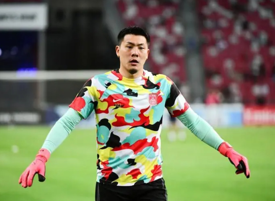 武磊世预赛首当队长国足生涯第3次张琳芃24场首发纪录终结