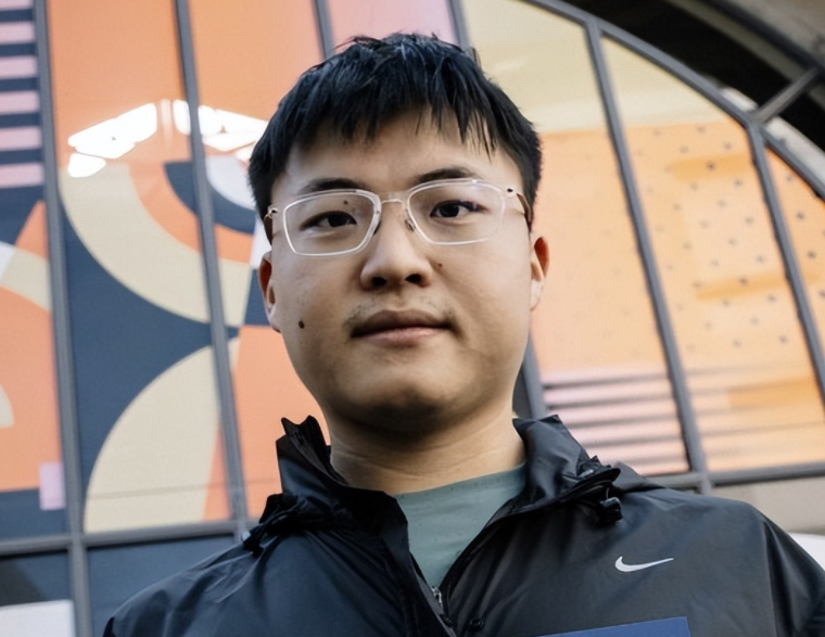 Uzi称已经起诉RNG，直言不敢相信他们还有粉丝，简直是老赖战队_腾讯新闻