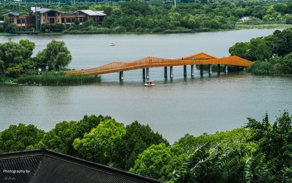 夏日游镇江金山湖