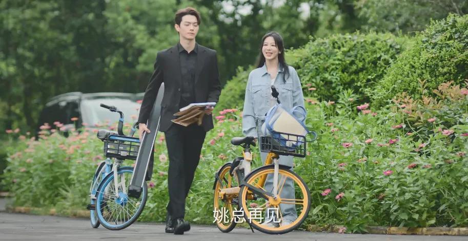 《承欢记》央视开播,看完四集就绷不住了,杨紫许凯也演得太僵了_腾讯