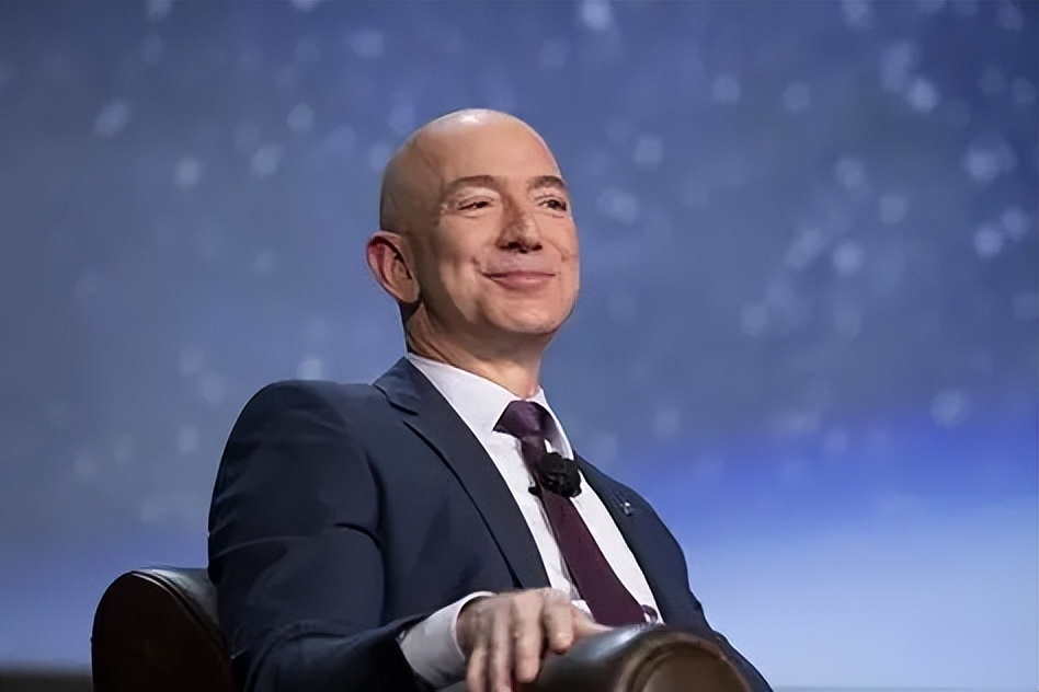 马斯克一周损失320亿美元,贝佐斯重夺首富宝座