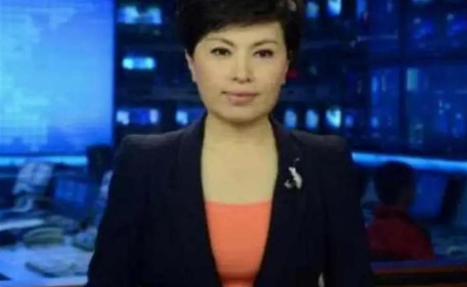 在海南当大学老师，丈夫身份不一般，儿子成她的骄傲_腾讯新闻