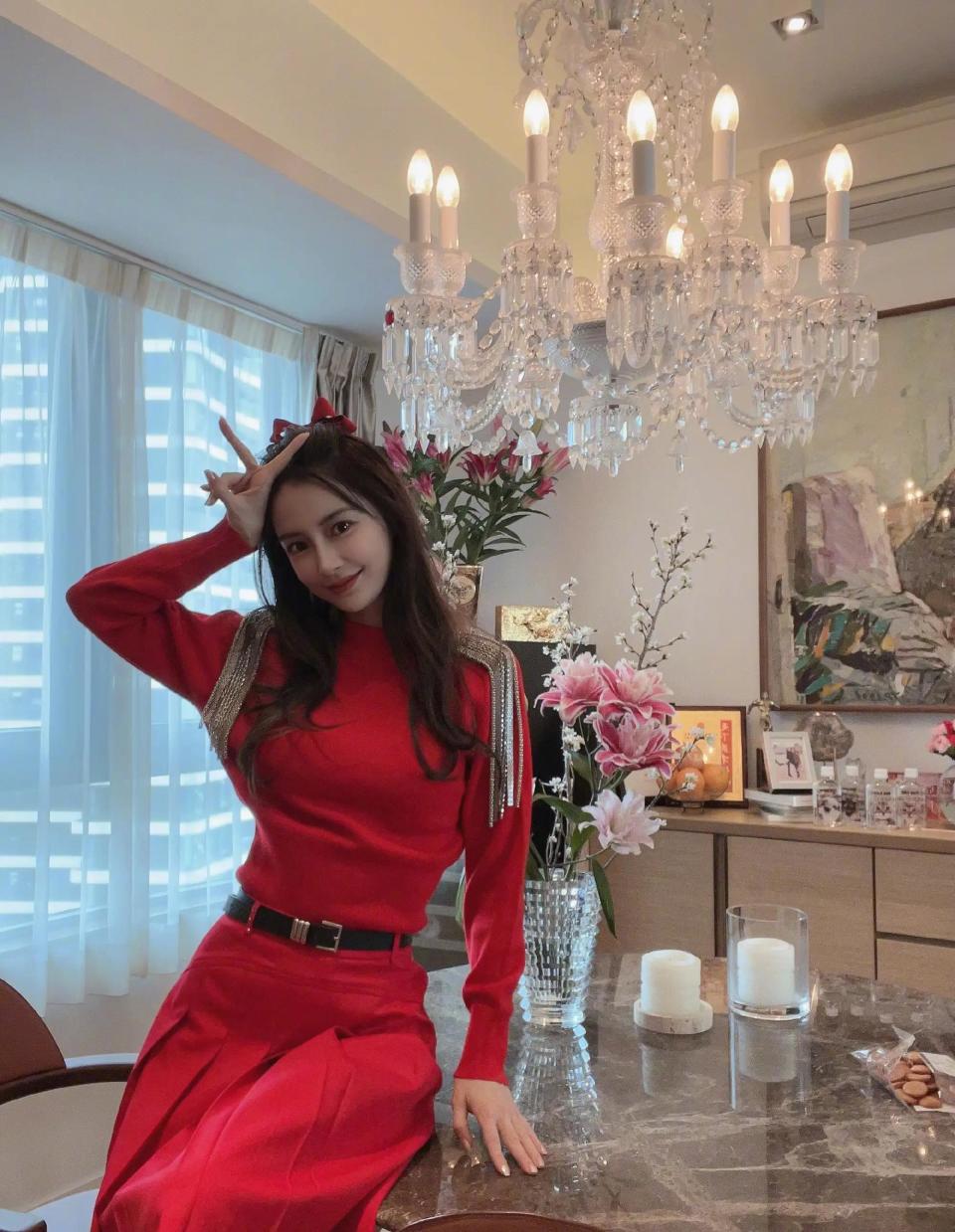 杨颖在香港过年,她在香港有房子?