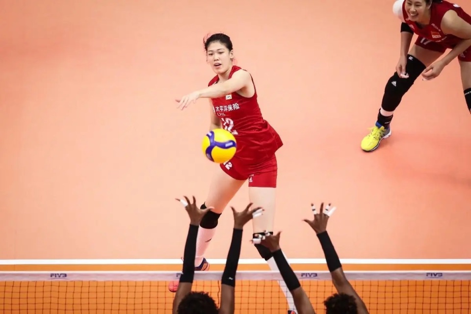 女排三大主攻明年或无缘国家队,王云蕗稳如磐石,张常宁免检入选_腾讯