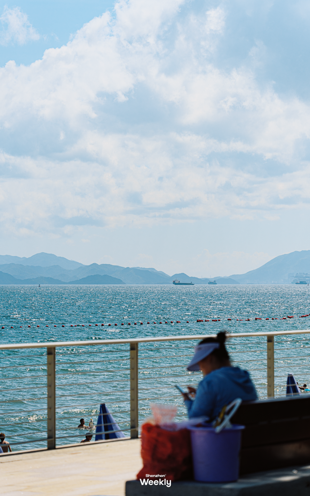 看到五一"下饺子"的大梅沙,就知道深圳人对海是真爱