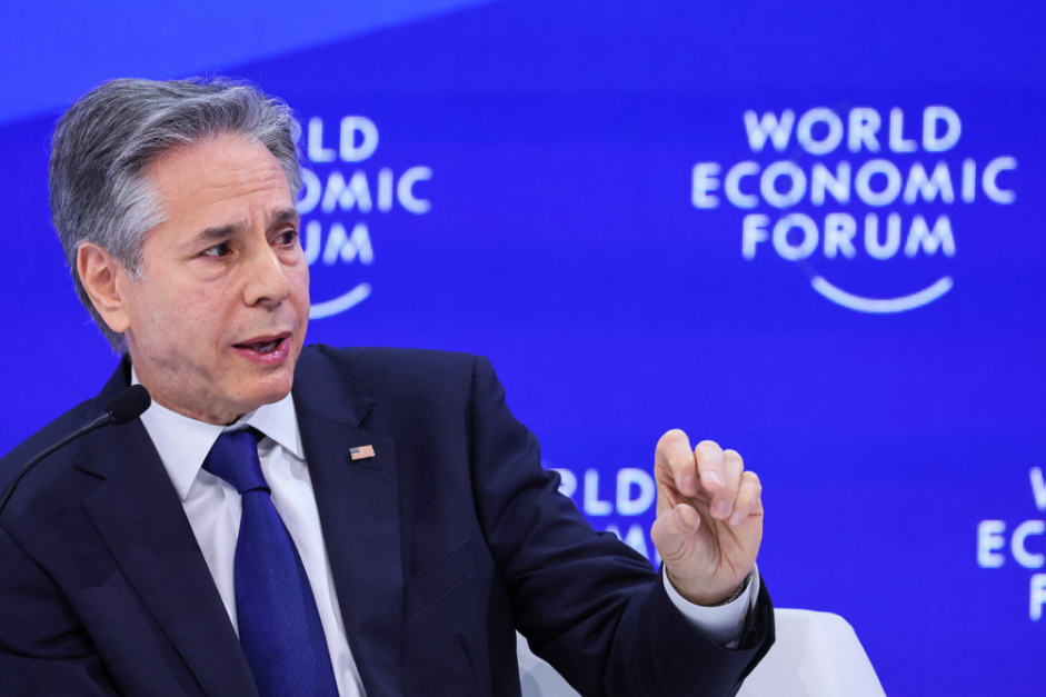 (布林肯在达沃斯峰会上发言,表示台湾地区的和平稳定