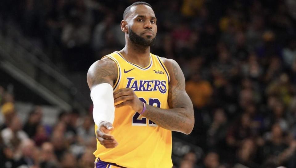 詹姆斯第一,库里第二,雄鹿两人入选,美媒发布nba球员收入榜单_腾讯