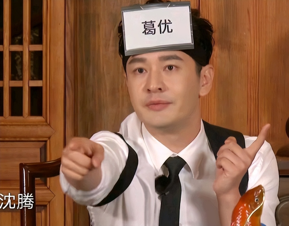 《令人心动的offer》以为黄晓明是大佬,不料人气冠军是19岁的他_腾讯