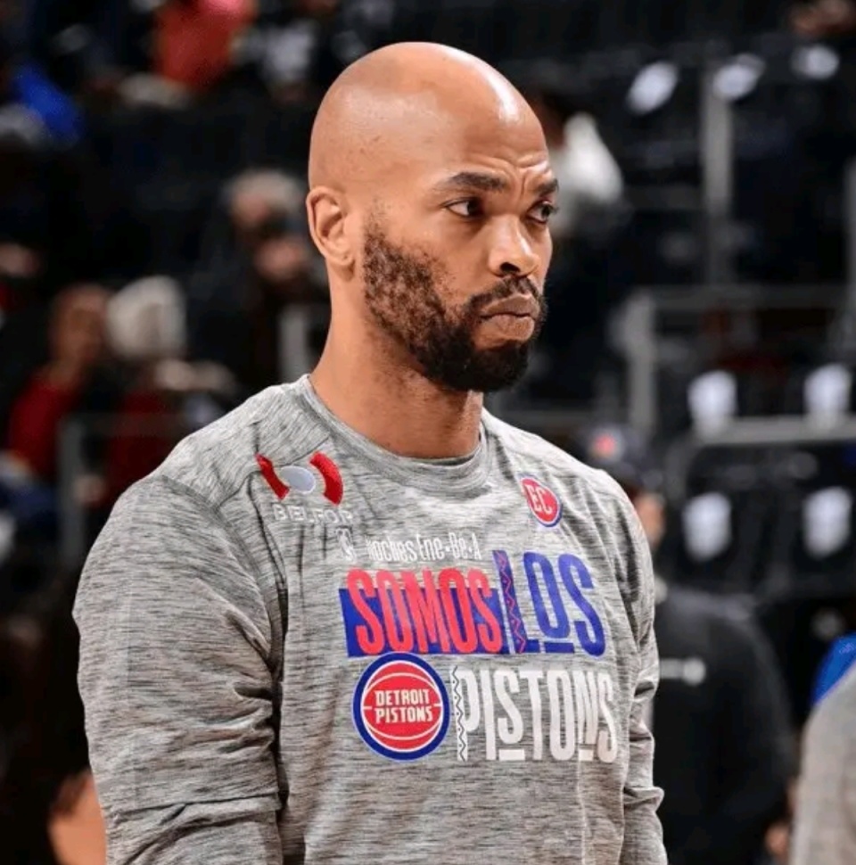 估计很多人早都忘了泰吉布森还在联盟打球,因为这位打法传统的内线大