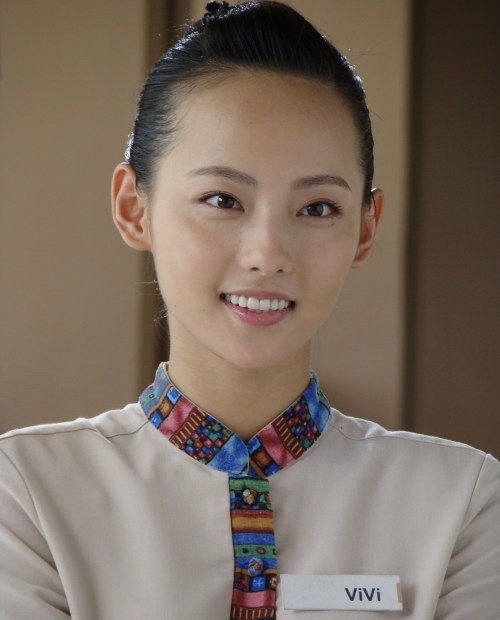 张嘉倪20岁-36岁颜值变化,一直都好美,这姿色很难不艳压女主啊!