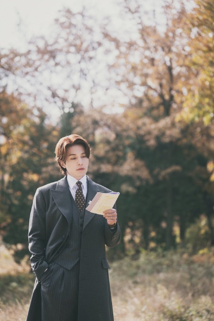 她放弃数亿韩元出场费,无偿出演《九尾狐传1938》,与李栋旭重聚_腾讯