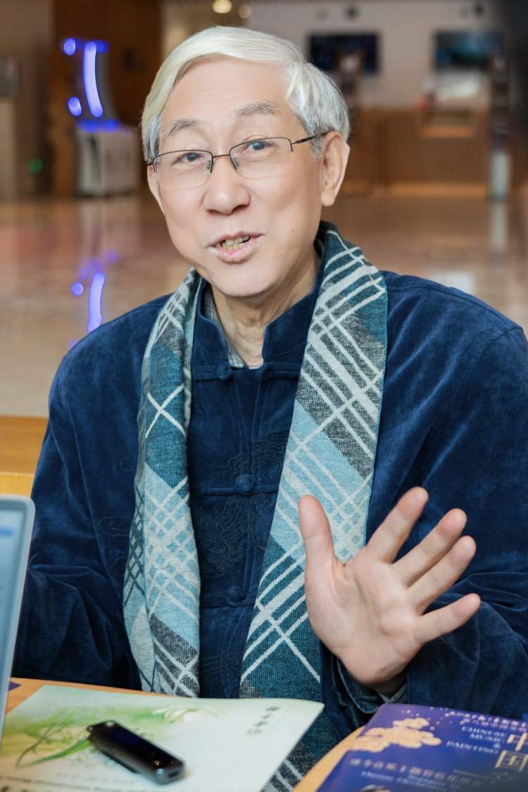 洛天依也会唱他写的儿歌,78岁作曲家吴颂今在"上海之春"讲述他的"老歌