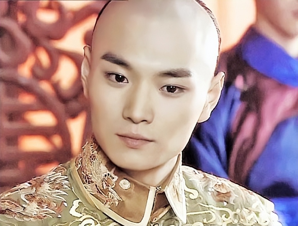 古偶丑男肆虐,谁在怀念"最帅四爷"赵鸿飞?被造谣毁掉,可惜了_腾讯新闻