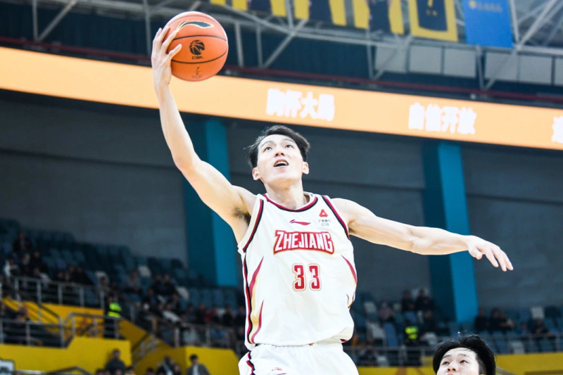 cba浙江5人上双轻取江苏吴前19分9助8断余嘉豪228