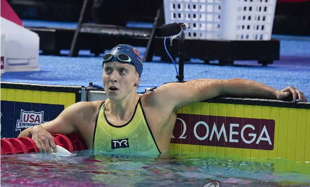 "泳坛女王"莱德基世锦赛上遇两大强敌,400米自由泳迎巅峰对决