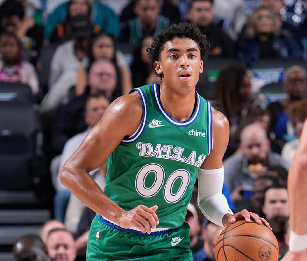 弗拉格27+6+5比肩詹皇，濃眉傷退克萊戰舊主啞火，獨行俠不敵勇士 - 