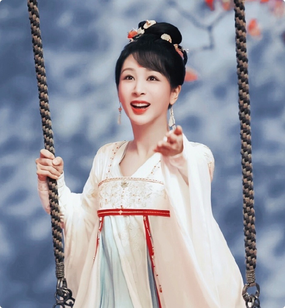 白玉兰奖提名,将王一博白敬亭的尴尬境况,展现得淋漓尽致