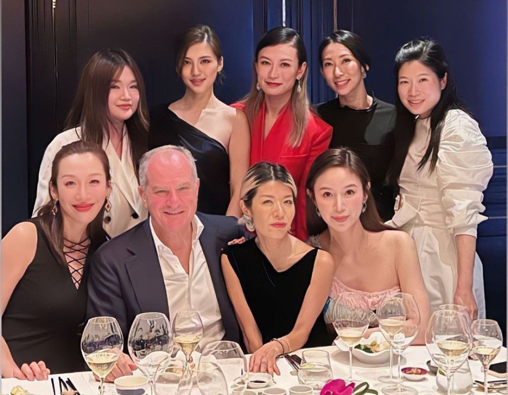 吴千语出席香港名媛聚会表现从容淡定未嫁豪门已融入名流圈