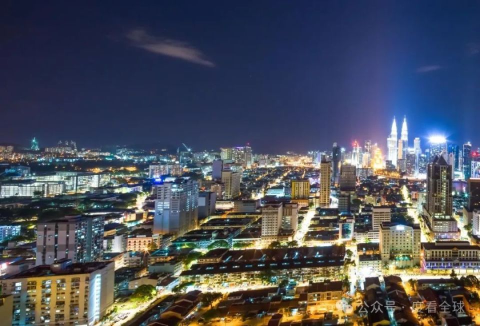 佛山,文化与经济的交汇点,梦想起航的地方!