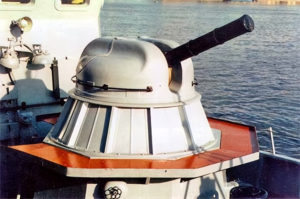 AK-630M型舰载自动武器系统_腾讯新闻