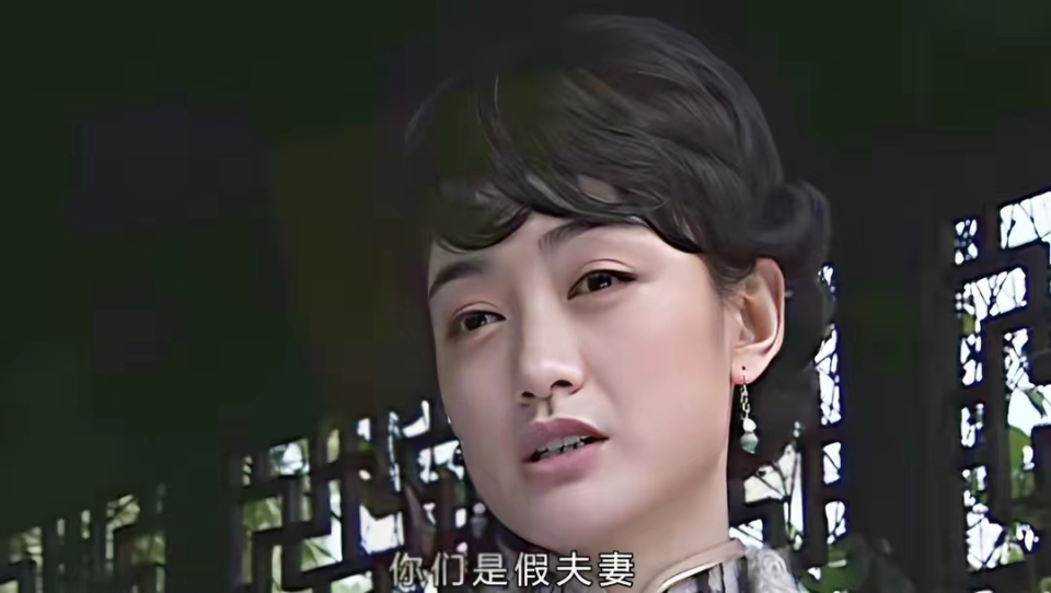 潜伏：十年后我才看懂，晚秋为何会对余则成“一见钟情”_腾讯新闻