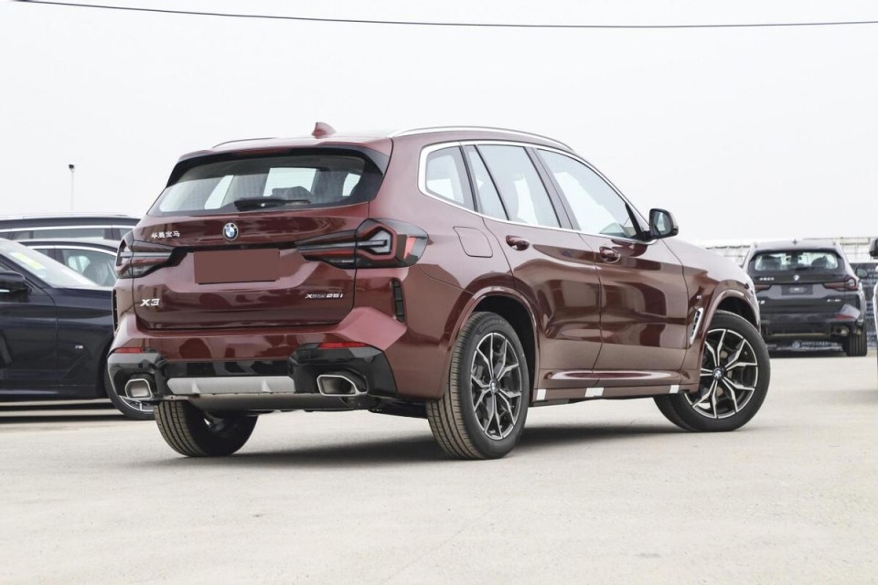 养一台宝马x3一年需要多少钱?月薪1万到底够不够?