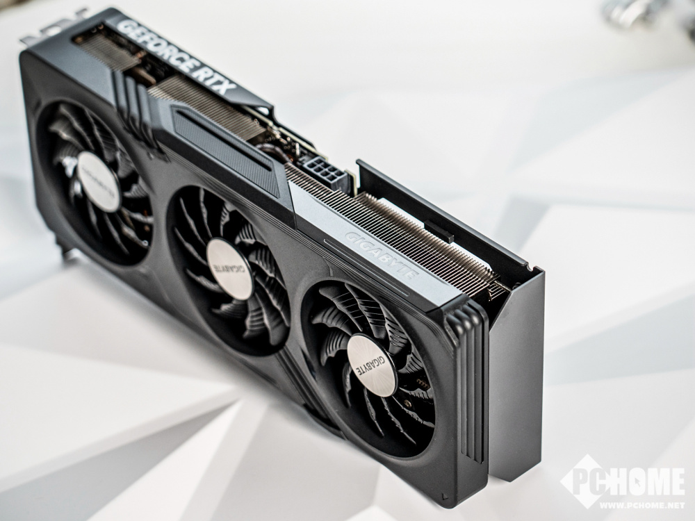 风之力散热系统技嘉rtx4060tigaming魔鹰图赏