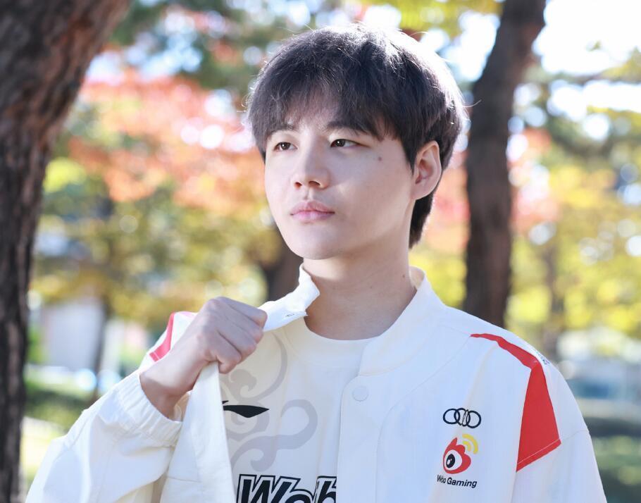 韩国网友热议lpl选手刘青松被夸很帅missing像宝可梦里的小刚