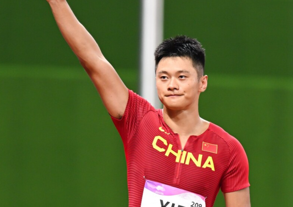 9秒97谢震业亚运百米大战摘金平职业生涯最佳仍无缘直通奥运