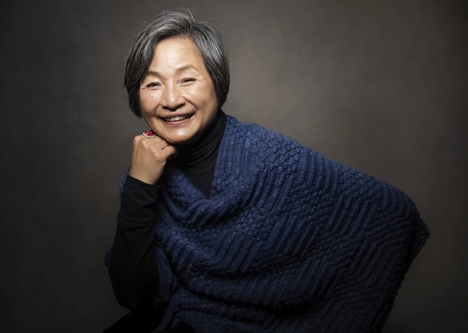 郑佩佩:圈中好榜样,《花儿与少年》的白月光,和刘涛的感情让人泪目