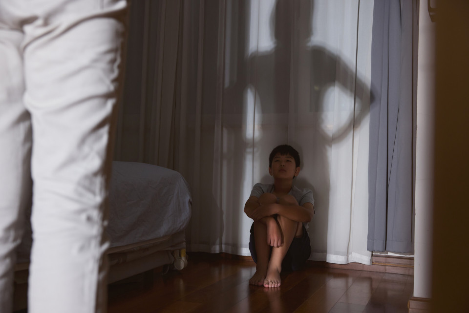 Gallery - Cụm từ thông dụng này mà các bậc phụ huynh hay dùng là chất độc gây hại cho não bộ của trẻ - image 2