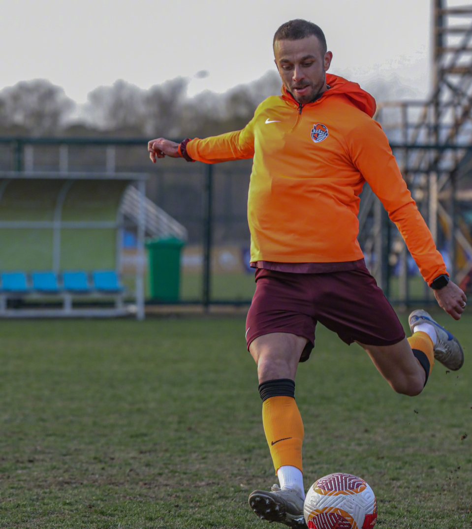 青岛海牛公布中超名单及球员号码:米洛维奇4号,迭戈20号_腾讯新闻