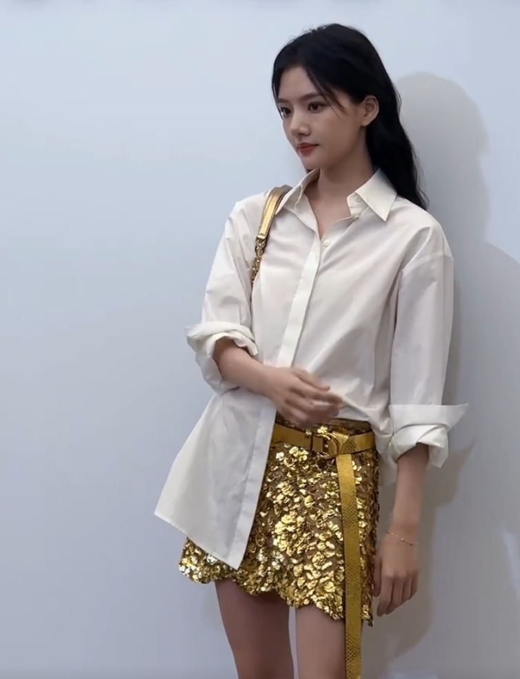 明星时尚派对：檀健次痞帅多变，奚梦瑶超模范儿，乔欣一阵不见变好美_腾讯新闻