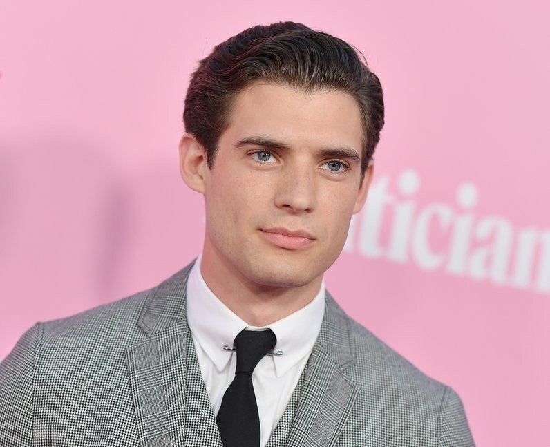 《超人:传承》确认主演阵容 大卫·科伦斯韦成为新一任超人
