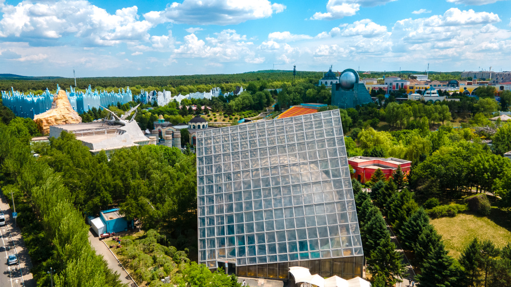 长春旅游必打卡景点长影世纪城中国十大影视基地之一