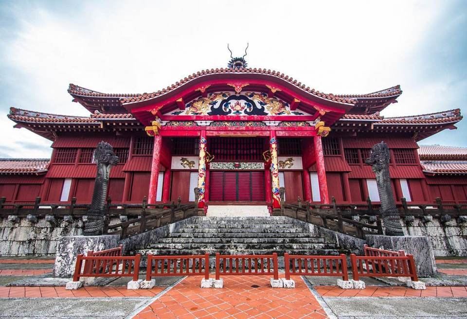 琉球王国王宫至于探讨中国与琉球的交流关系,这本质上无可厚非,毕竟在